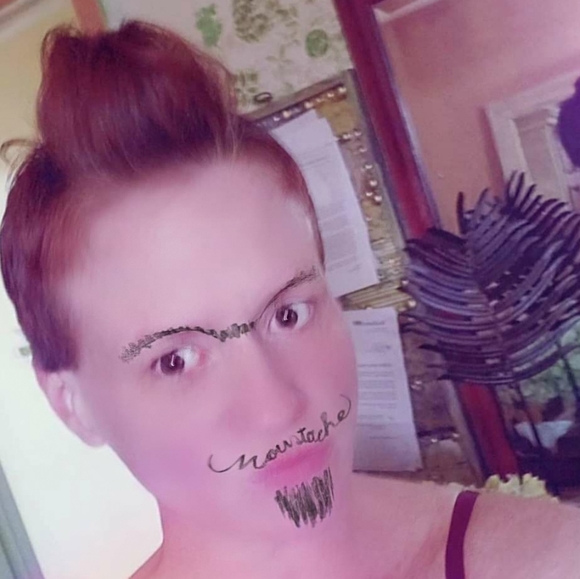 Meet your Posher, Chanda - Picture 4 of 4